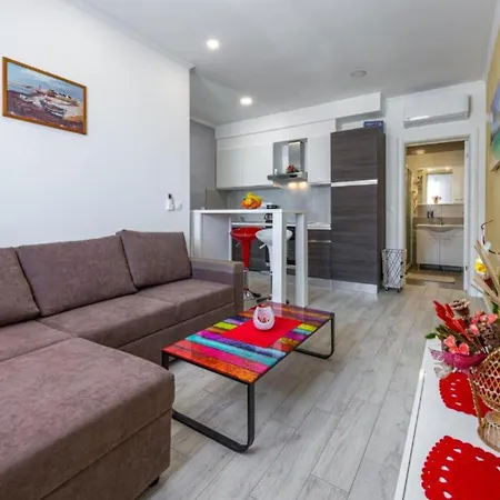 Apartamento Lumina Sea *