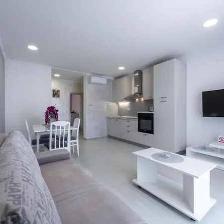 Lumina Sea Apartamento